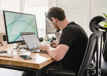 8f23f58c01de528d6666a132ddff464d595461a0